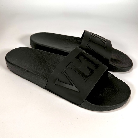 Valentino Garavani VLTN Logo All Black Rubber Slide Sandal - Picture 10 of 16